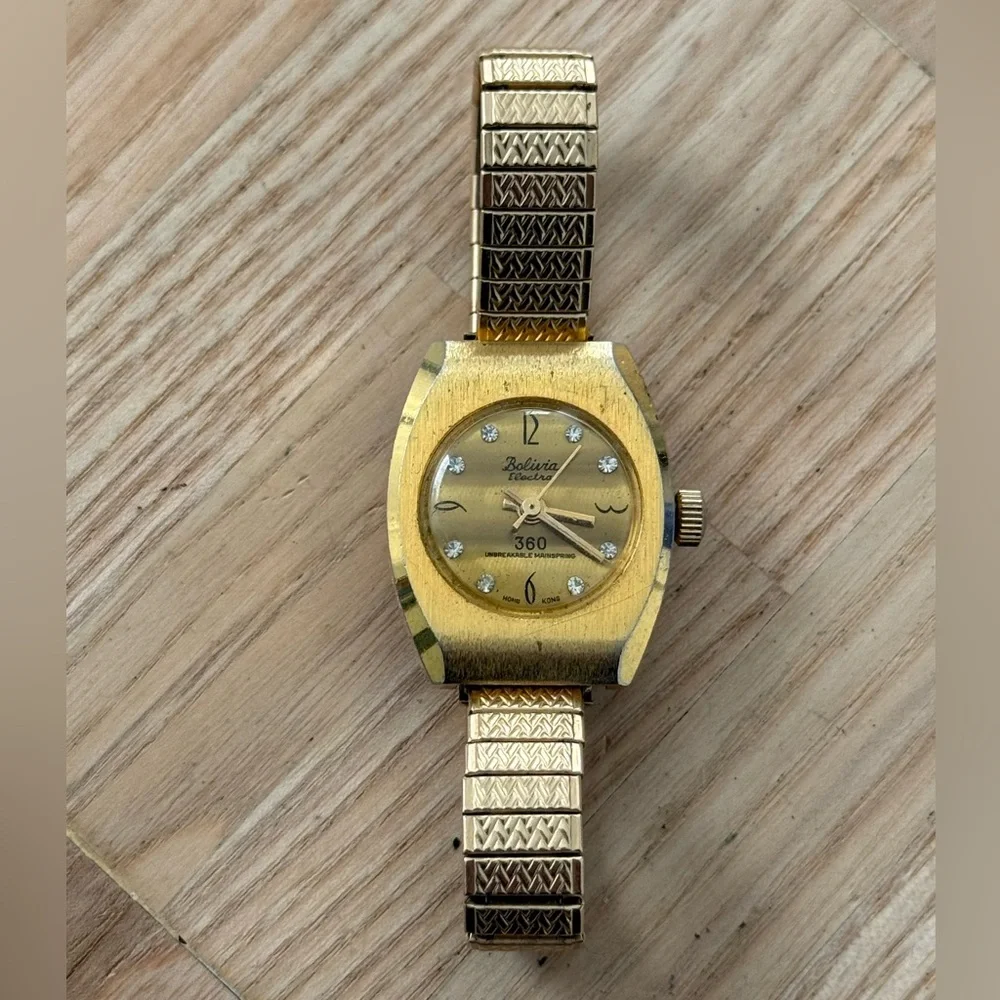 Bolivia Electra 360 Rare Vintage Mechanical Ladies Watch Gold Dial Bracelet